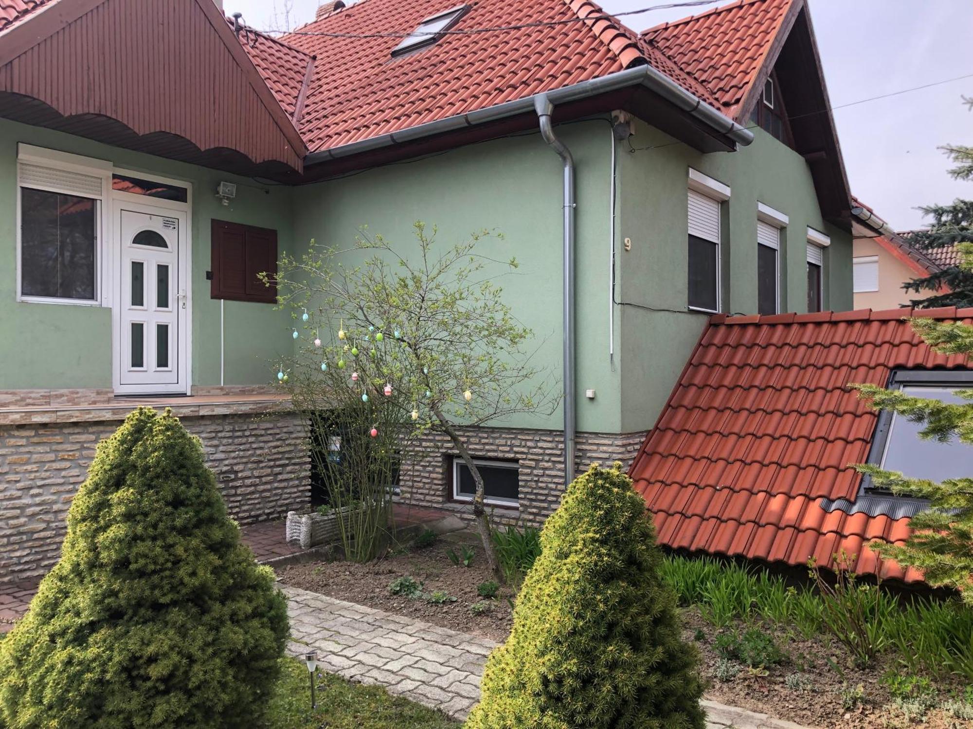 Bakonyi Mamutfenyő Vendégház Tés Kültér fotó