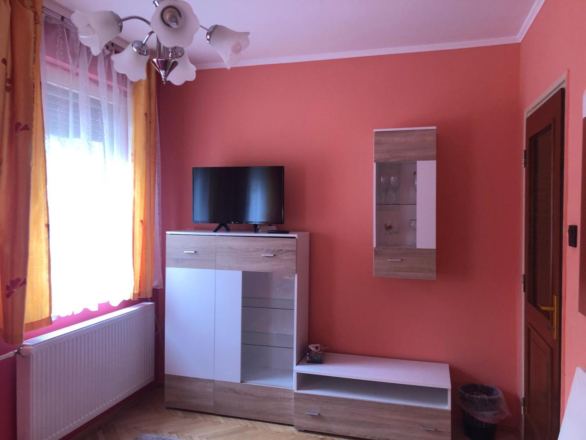 Bakonyi Mamutfenyő Vendégház Tés Kültér fotó